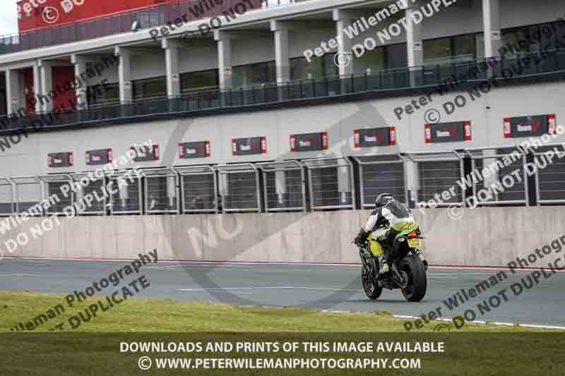 cadwell no limits trackday;cadwell park;cadwell park photographs;cadwell trackday photographs;enduro digital images;event digital images;eventdigitalimages;navarra;no limits trackdays;peter wileman photography;racing digital images;trackday digital images;trackday photos